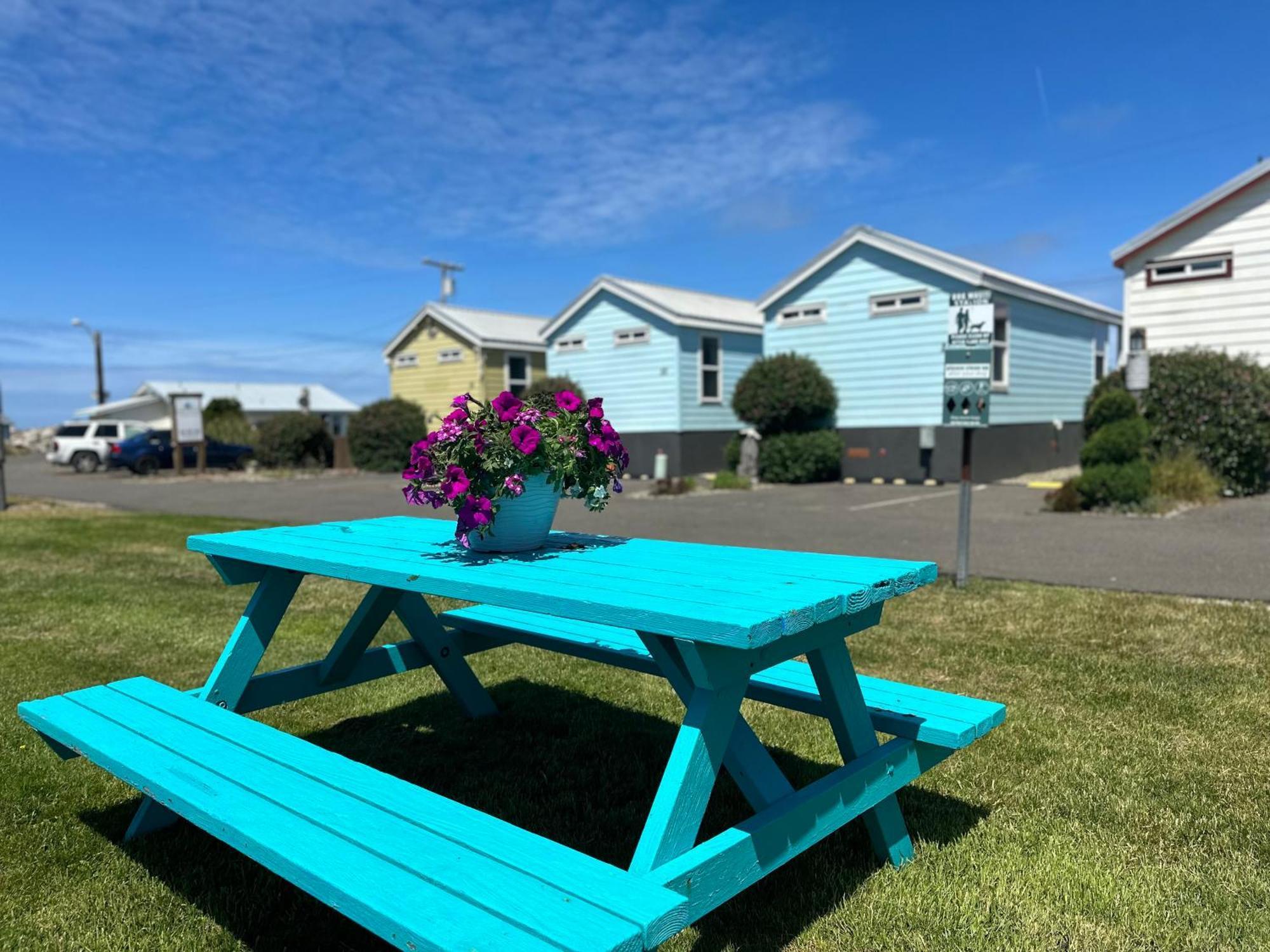 Westport Marina Cottages Exterior foto